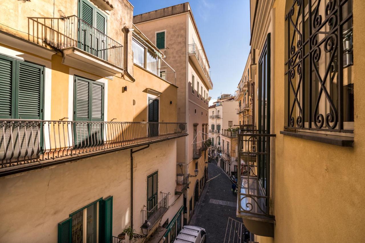 Villa La Finestra Sul Corso à Amalfi Extérieur photo